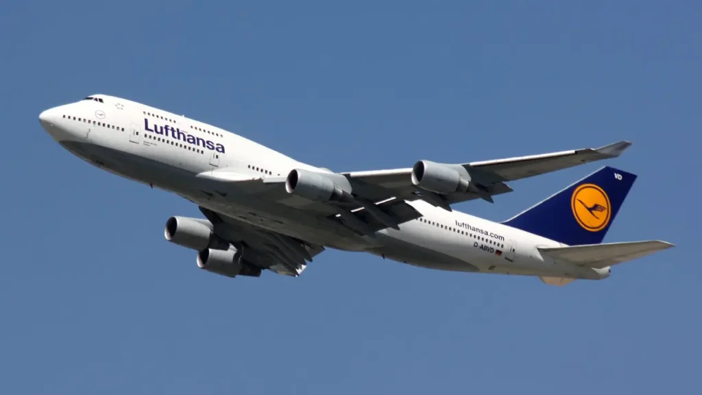 Lufthansa Airlines Terminal at Los Angeles Intl. Airport (LAX)